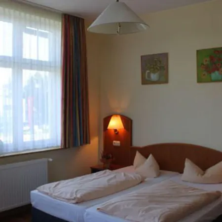 Zum Alten Ponyhof 3*