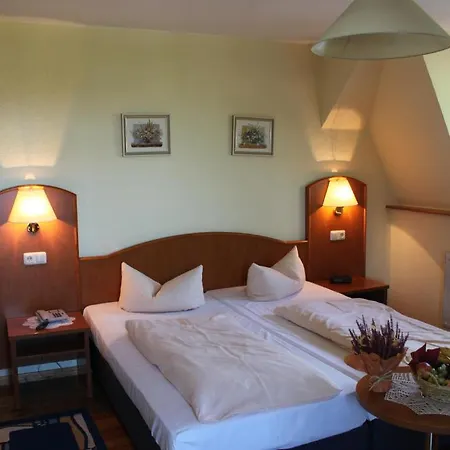 Zum Alten Ponyhof 3*