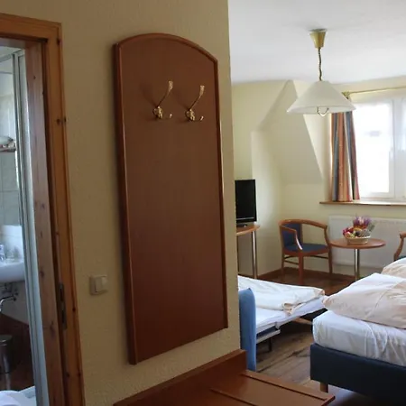 Hotel Zum Alten Ponyhof 3*